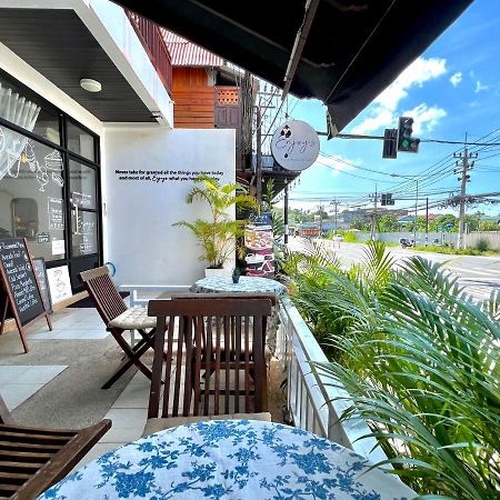 Enjoy'S Beach House & Cafe' Hotel Ban Karon Exterior photo