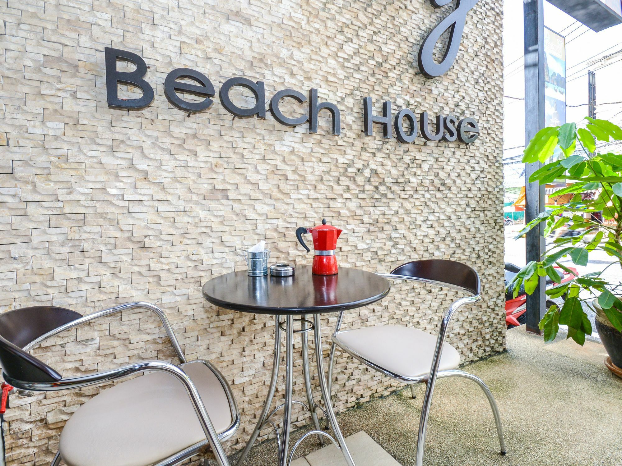 Enjoy'S Beach House & Cafe' Hotel Ban Karon Exterior photo